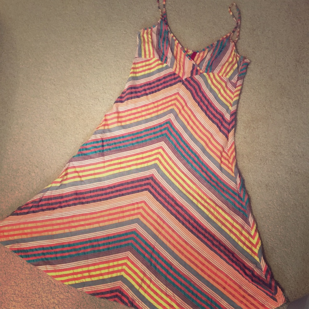 H&M light weight dress